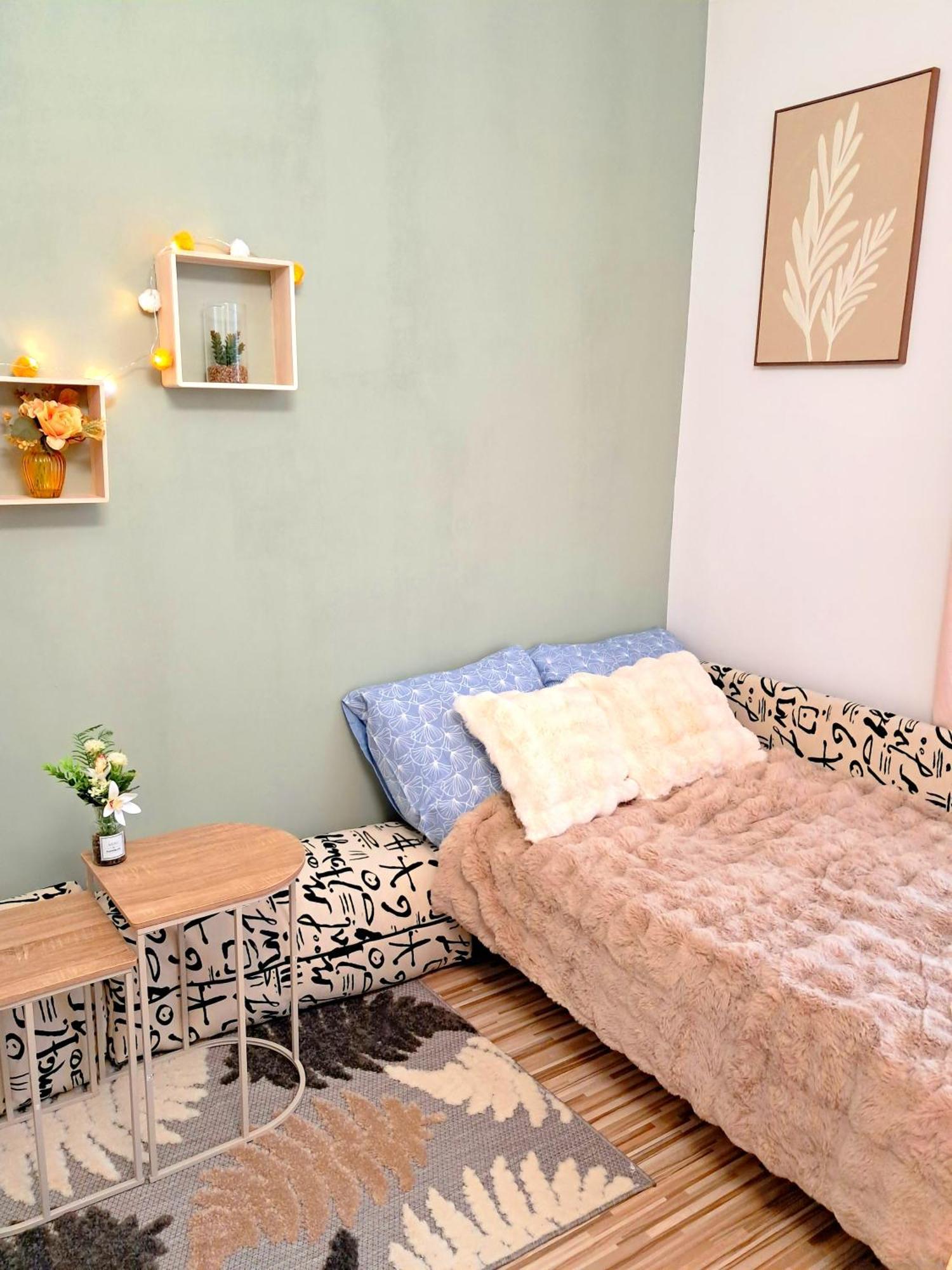 Family 2 Room's Centre Apartment