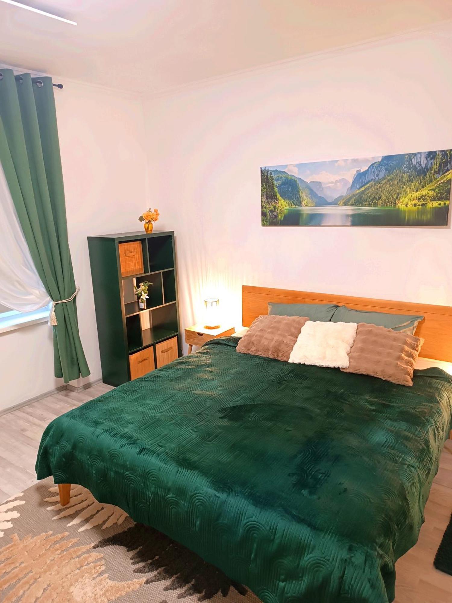 Family 2 Room's Centre Apartment Murzzuschlag